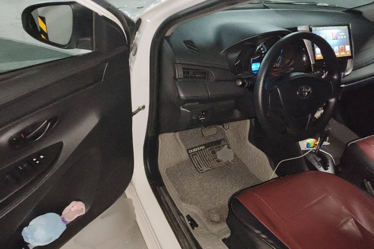 Used Toyota YARiS L 2017 1.5E CVT Dynamic Edition
