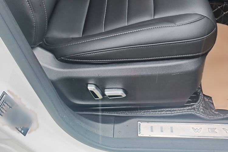 Used Wey VV5 2021 1.5T Two-Wheel Drive Smart Pioneer
