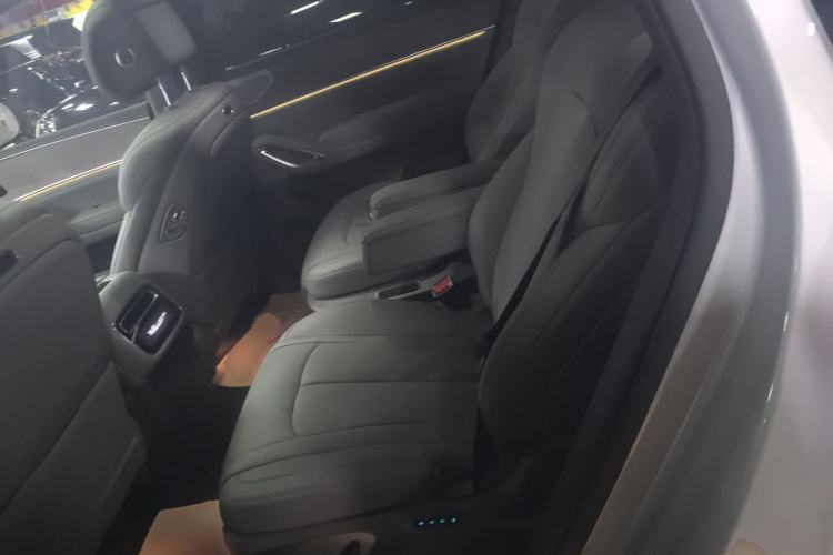 Used Denza N9 2025 Prestige Version