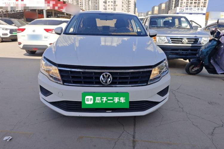 Used Volkswagen Jetta 2017 1.5L Manual Fashion Edition