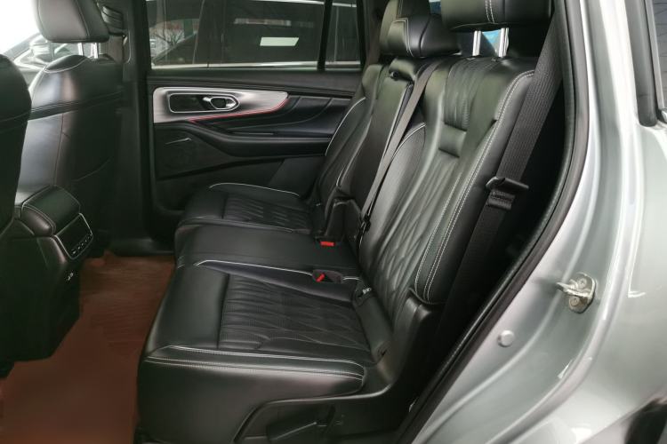 Used GAC Trumpchi GS8 2022 Linghang Series 2.0 TGDI Two-Wheel-Drive Luxury Smart Connectivity Version (7 Seats)