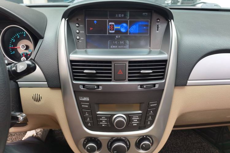 Used Buick Excelle 2013 1.5L Manual Classic Model
