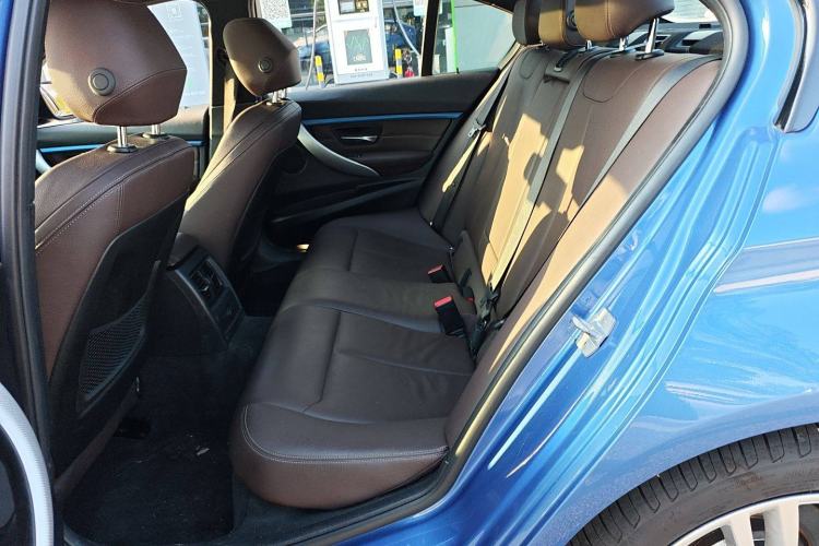 Used BMW 3 Series 2019 320i M Sport Package
