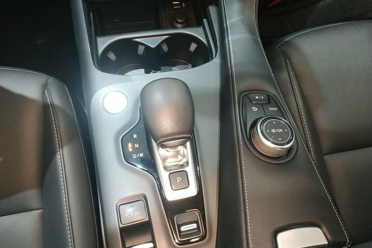 Used Infiniti QX50 2018 2.0T Two-Wheel-Drive Elite Edition
