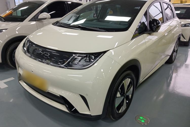 Used BYD Dolphin 2023 420 km Fashion Edition