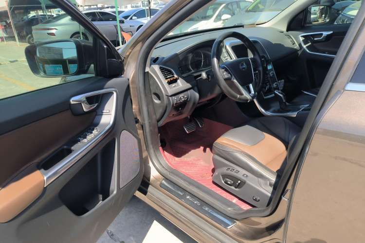 Used Volvo XC60 2017 T5 Smart Upgrade Edition
