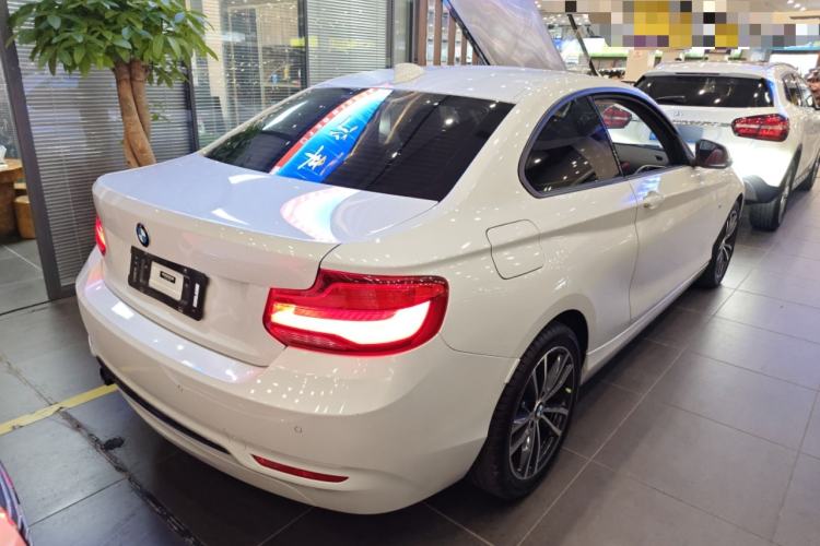 Used BMW 2 Series 2018 220i Sport Design Package
