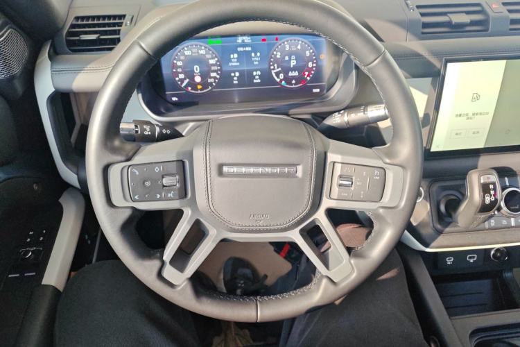 Used Land Rover Defender 2022 90 2.0T P300 X-DYNAMIC HSE
