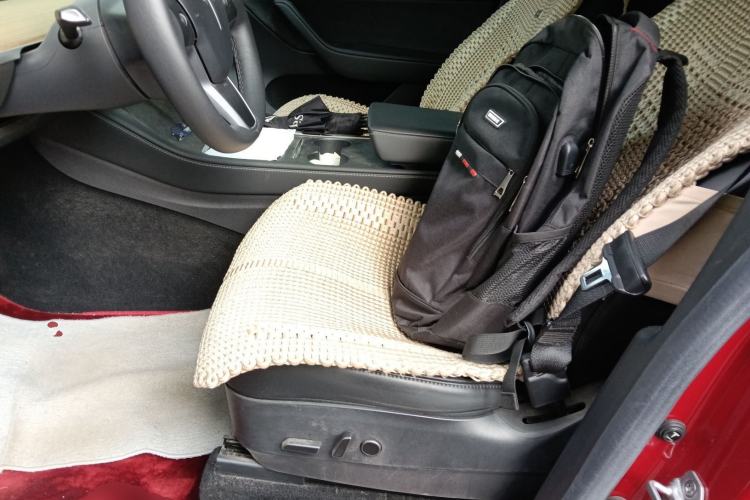 Used Tesla Model Y 2022 Long-Range All-Wheel-Drive Version