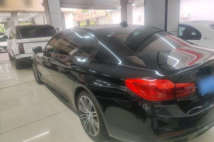 Used BMW 5 Series 2019 530Li Leading Model M Sport Package
