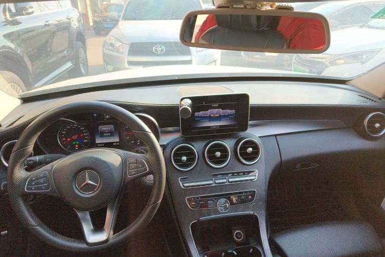 Used Mercedes-Benz C-Class 2015 C 200 L Sport Edition

