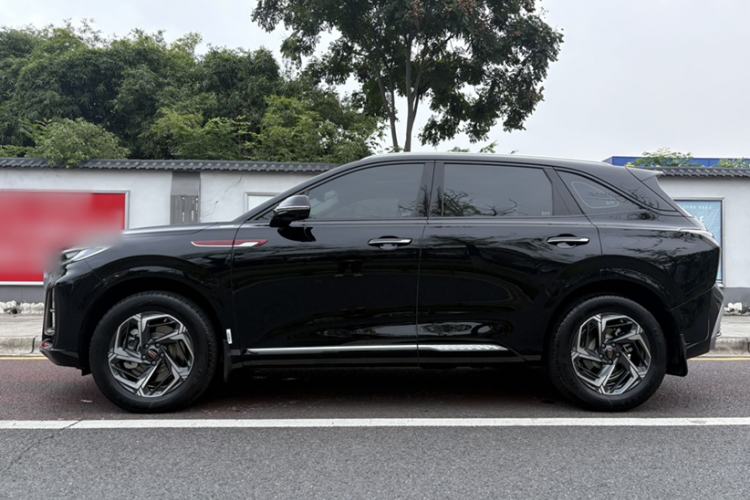 Used Hongqi HS3 2023 1.5T Two-Wheel Drive Shanwei Edition
