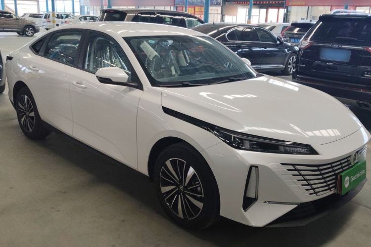 Used Changan Eado PHEV 2025 Smart New Blue Whale 145KM High-Energy Edition