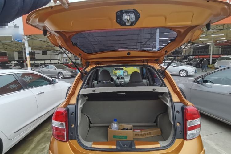 Used Nissan March 2010 1.5L Automatic Easy-Style Version