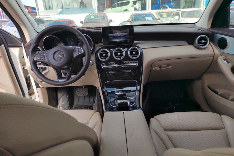 Used Mercedes-Benz GLC 2018 GLC 200 4MATIC
