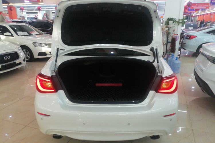 Used Infiniti Q70 2017 Q70L 2.5L Enjoyment Edition
