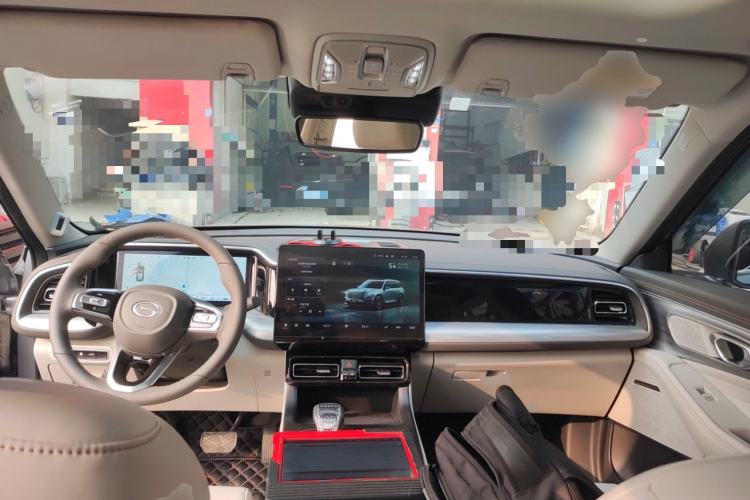 Used GAC Trumpchi GS8 2022 Linghang Series 2.0 TGDI Two-Wheel-Drive Luxury Smart Connectivity Version (7 Seats)
