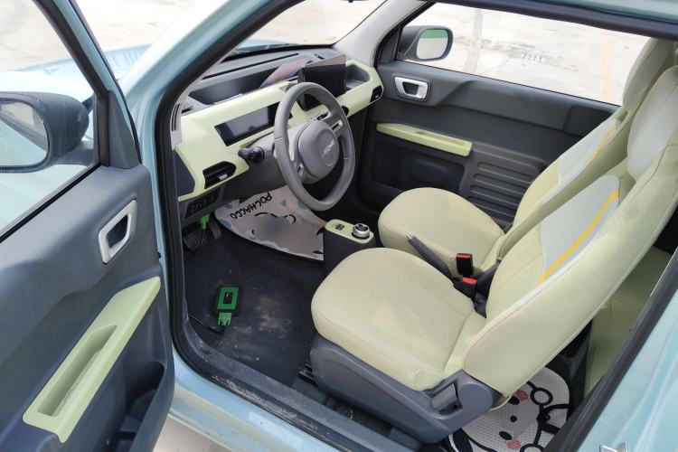 Used Geely Galaxy Panda 2024 Panda Mini 200km Endurance Bear
