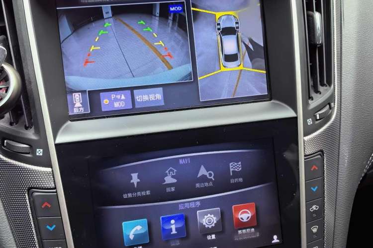 Used Infiniti Q50L 2018 2.0T Enjoyment Version China VI Standard
