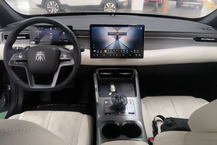 Used BYD Qin PLUS 2025 EV Smart Drive Edition 420KM Leading Model