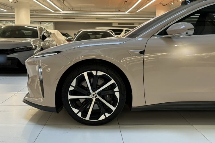 Used Nio ET5 2022 75 kWh
