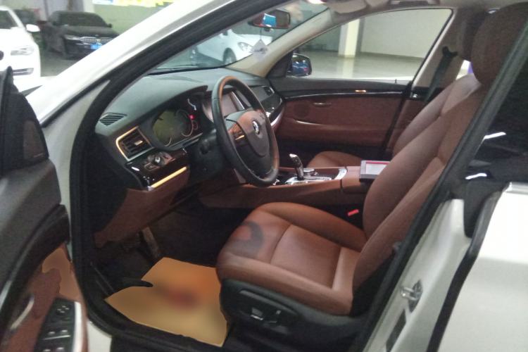 Used BMW 5 Series GT 2015 528i Leading Model