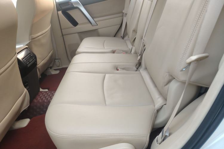 Used Toyota Prado 2014 2.7L Middle East Version Parallel Import
