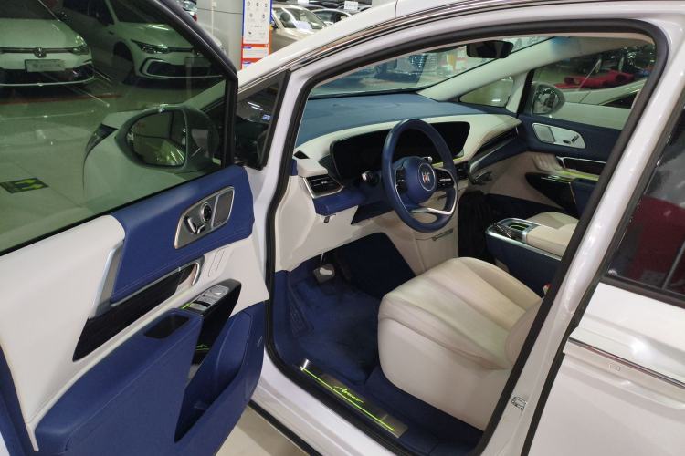 Used Buick Century 2023 2.0T Seven-Seater Yinshi Edition
