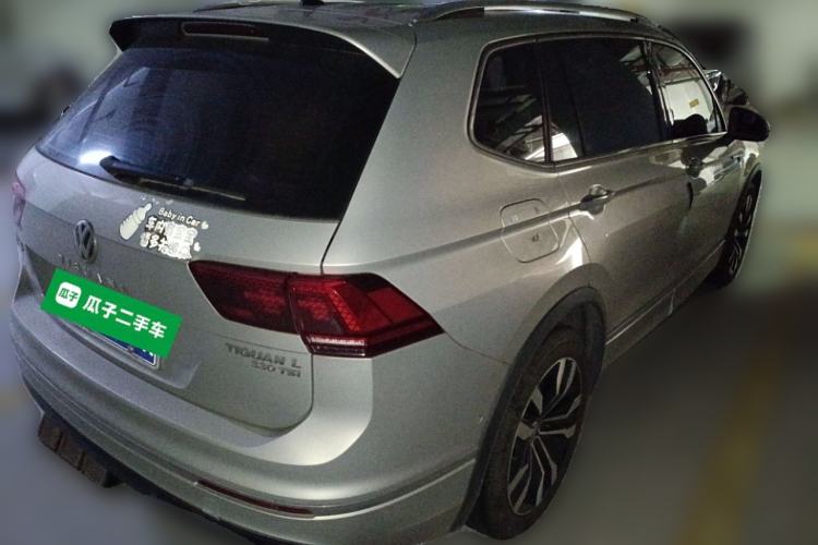 Used Volkswagen Tiguan L 2019 Revised 330TSI Automatic Two-Wheel Drive R-Line Flagship Edition China V Emission Standard

