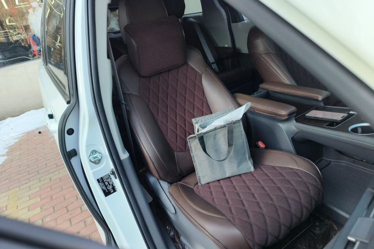 Used Toyota Sienna 2023 2.5L Hybrid Comfort Edition
