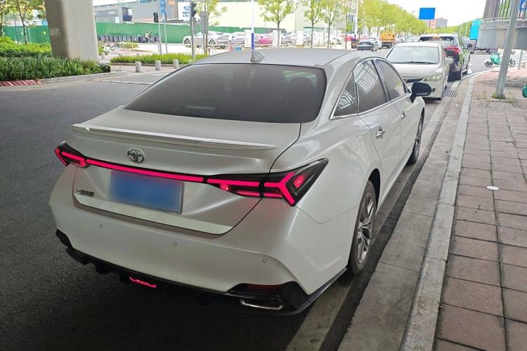 Used Toyota Avalon 2019 2.0L Luxury Edition China VI Standard
