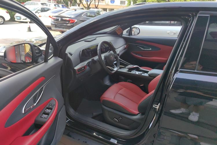 Used Changan UNI-T 2020 1.5T Prestige Version
