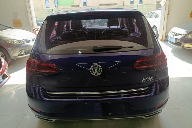 Used Volkswagen Golf 2018 230TSI Automatic Luxury Version