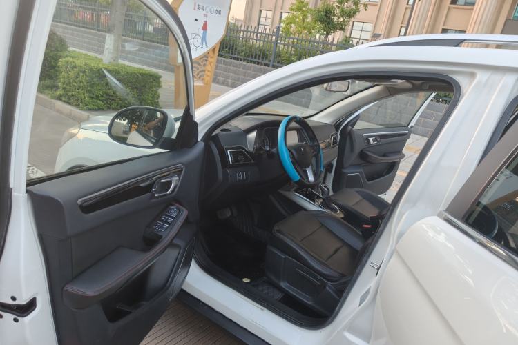 Used Zotye Domy X5 2015 1.5T CVT Landlord Edition China V Standard
