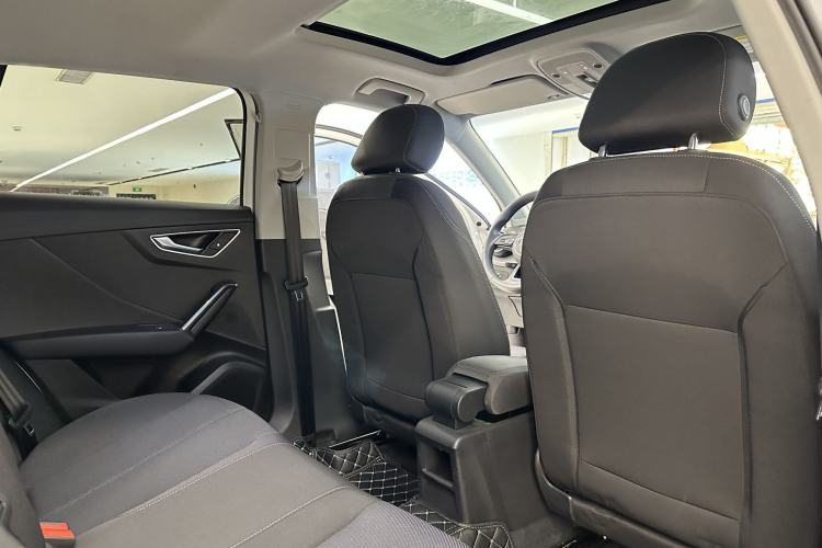 Used Audi Q2L 2018 35 TFSI Launch Exclusive Edition China VI
