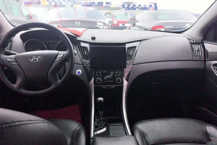 Used Hyundai Sonata 2014 2.0L Automatic Luxury Edition
