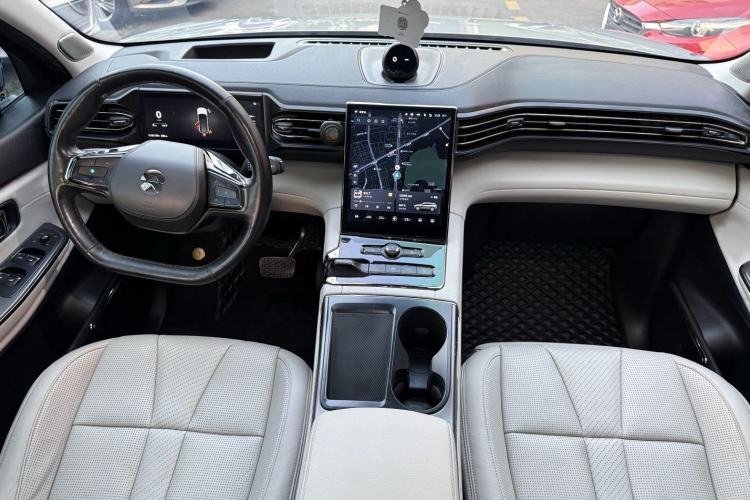 Used Nio ES8 2020 415 km Range 7-Seater Version
