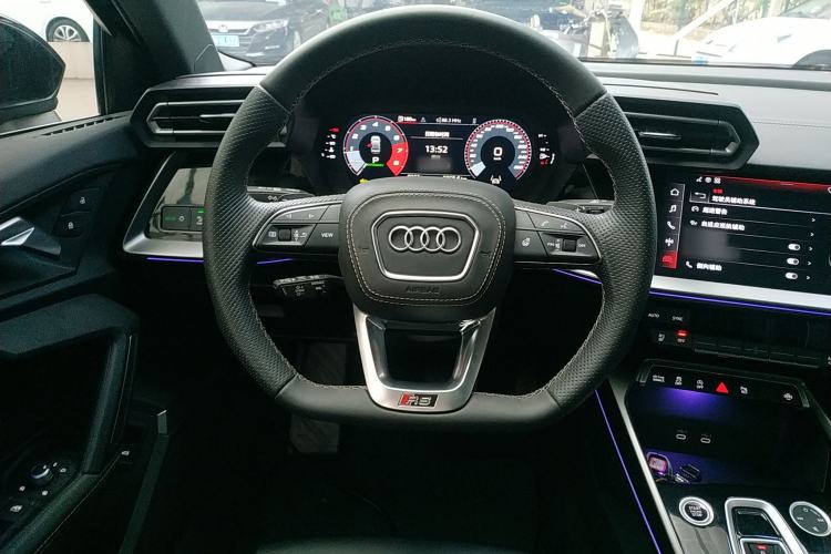 Used Audi A3 2025 A3L Limousine 35TFSI Prestige Edition + Luxury Selection Package
