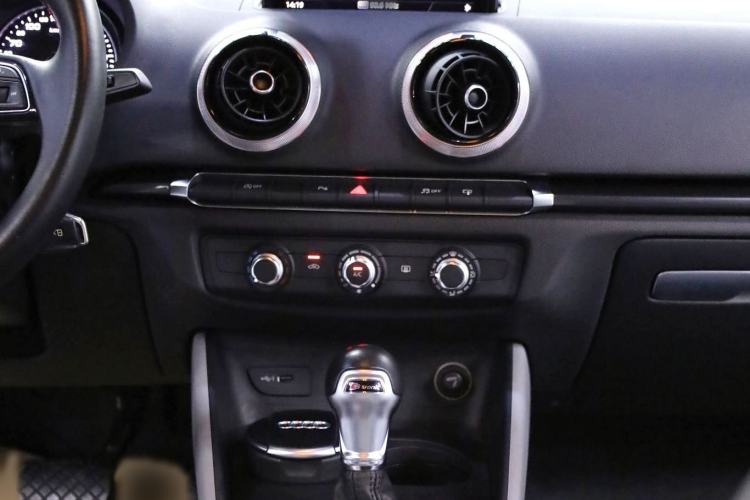 Used Audi A3 2017 Sportback 35 TFSI Fashion Model
