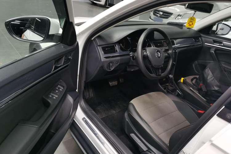 Used Volkswagen C-TREK 2020 1.5L Automatic Comfort Model
