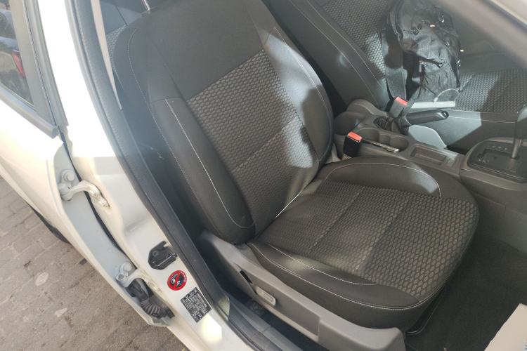 Used Ford Focus 2013 Hatchback Classic 1.8L Automatic Base Model
