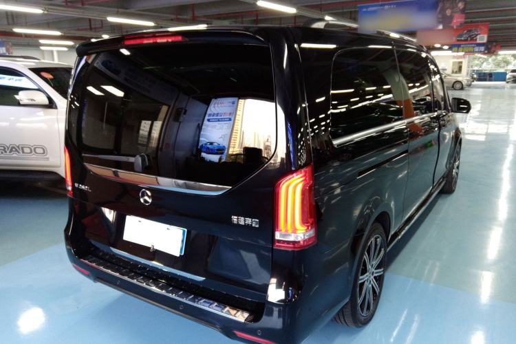 Used Mercedes-Benz V-Class 2021 V 260 L Long-wheelbase Luxury Edition