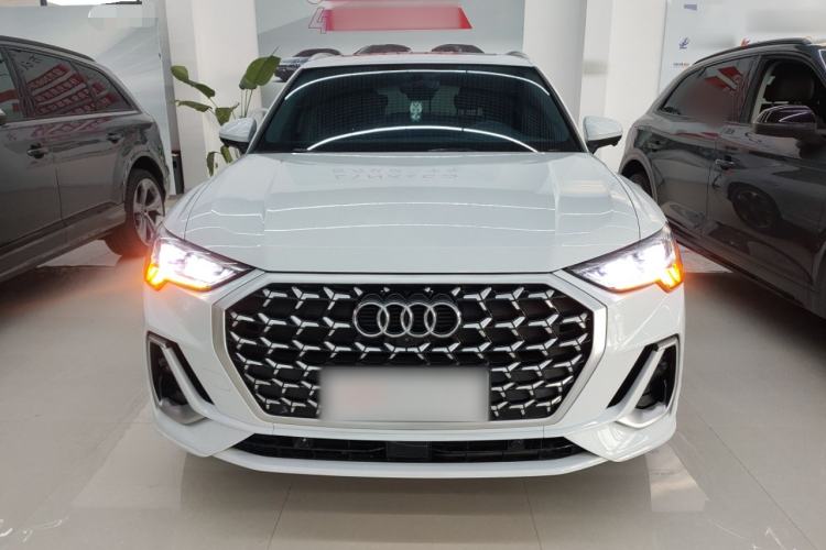 Used Audi Q3 2024 35 TFSI Fashion Dynamic Edition
