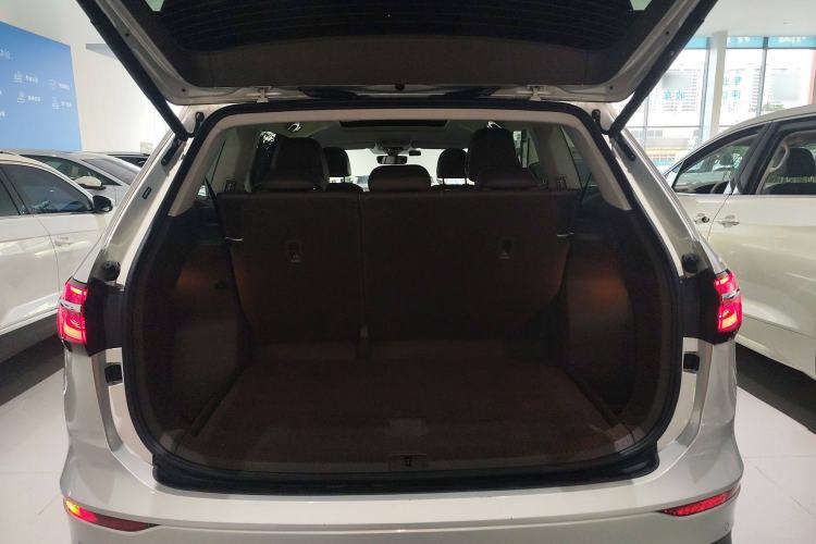 Used Volkswagen Viloran 2024 330TSI Luxury Edition
