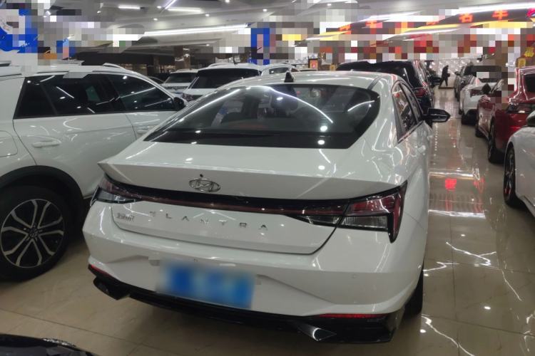 Used Hyundai Elantra 2022 1.5L CVT LUX Prestige Edition