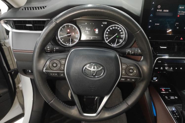 Used Toyota Harrier 2023 2.0L CVT Two-Wheel Drive Deluxe Edition