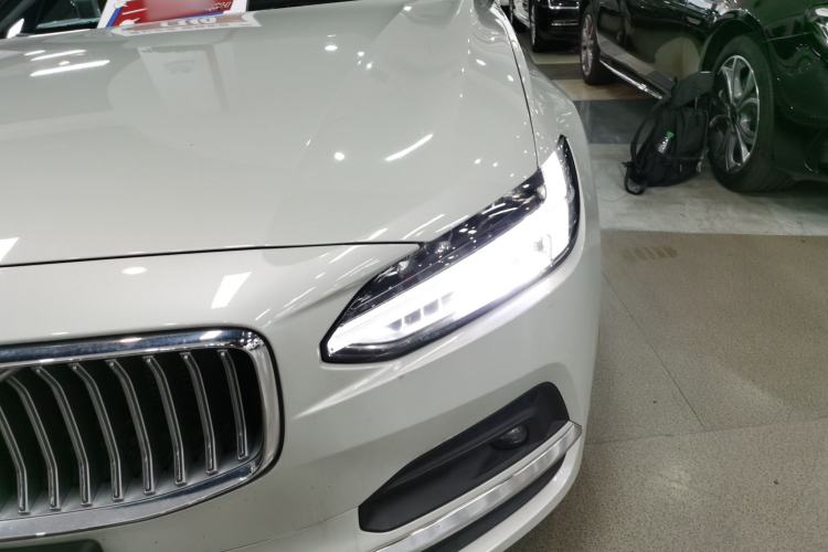 Used Volvo S90 2021 B5 Zhiyuan Luxury Edition
