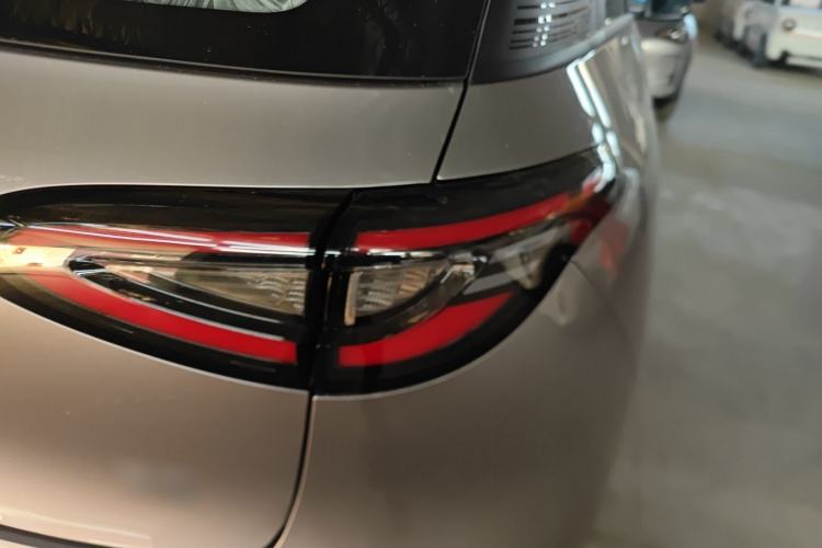 Used  Geome 2025 410 km Free Version
