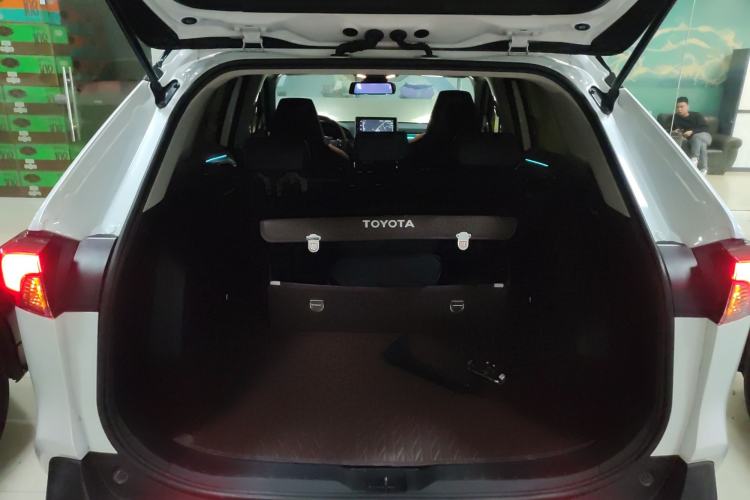 Used Toyota RAV4 2022 2.0L CVT Two-Wheel Drive Fashion Plus Edition
