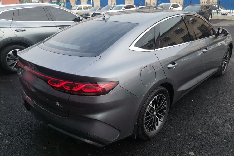 Used BYD Qin L 2024 DM-i 120KM Excellence Model
